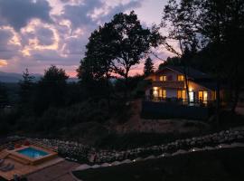 Cabana Sub Stejari 2, hotel en Râșnov