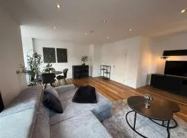Neu eingerichtete Wohnung Apartment 75qm Boarding House Aachen Wuerselen
