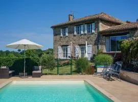 Historic Village Escape w Pool