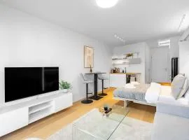 Terrazzo Lux Apartment with Balcony