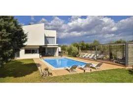 Country House in Binissalem with Pool