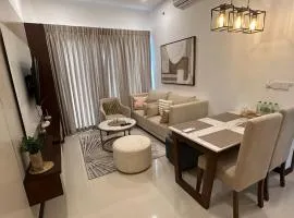 Stylish 2-Bedroom Trizen Retreat in Prime Location