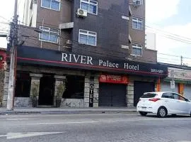 River Palace Hotel