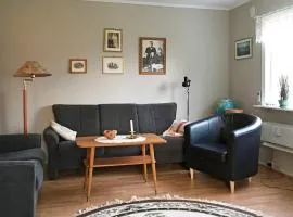 6 person holiday home in Storsteinnes