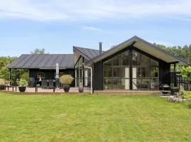 Lovely Holiday Home In Helberskov