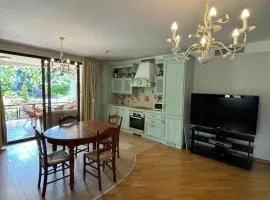 Апартамент в Лозенец, Oasis Resort and Spa