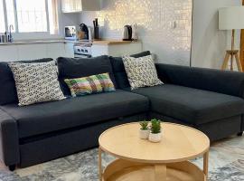 Golden Hour Grupo AC Gestión，位于罗塔的酒店