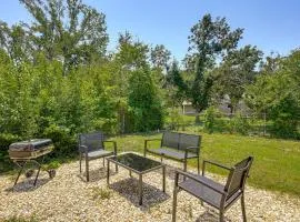Group-Friendly Getaway with Fenced Yard in Temple!