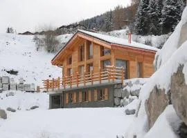 Chalet in La Tzoumaz near Ski Slopes