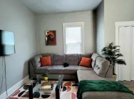 Cozy 2BR, Near Top attractions