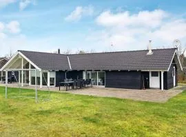 14 person holiday home in Højslev