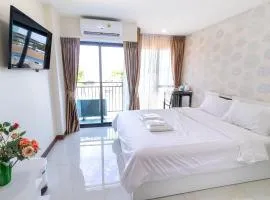 Arunsakhon luxury condo