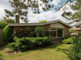 Holiday Home in Julianadorp near Beach, hotel a Julianadorp