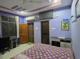 Venku Homestay Private room with attached washroom