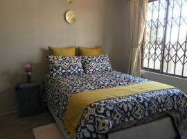 Cozy Luxury NO ANIMAL PRODUCTS ALLOWED ON PREMISES, hotel in Vosburg