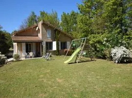 Relaxing Retreat in Bathernay