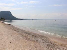 Monika Holiday 315 Magic Lake, ξενοδοχείο στην Γκάρντα