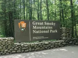 Amazing Views & a Pool by American Patriot Getaways