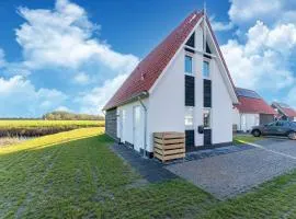 Detached villa with view, garden and privacy