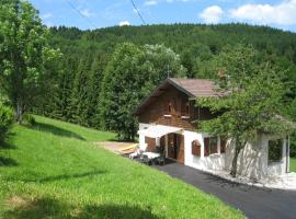 Chalet in Ventron near Ski Lift: Ventron şehrinde bir otel