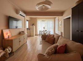 Park Apartments, hotel a Focşani