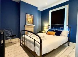 Central 2br I Pets I Parking