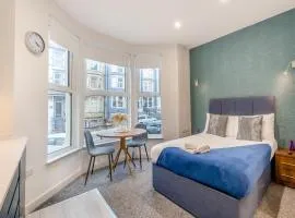 Promenade - Uk48690
