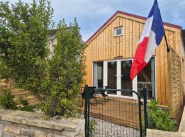 Le Ptit Châlet de Monnet, cabin in Monnet-la-Ville