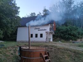 Casuta amintirilor, hotel in Isverna