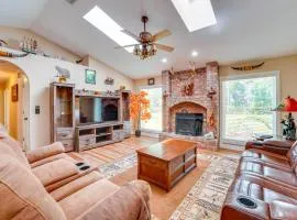 Welcoming Home with Yard on 20 Acres in High Springs