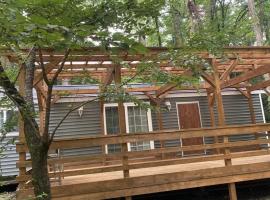 Work Shop Camp Resort Forest and Lake Paradise - Vacation STAY 11809v، فندق في فوجيكاواجوتشيكو