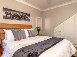 Sandi-Lee's Casa Bella