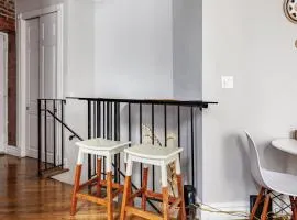 Private Room at a shared apartment by Times Square