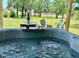 Golden Pine - Lakefront Cabin getaway