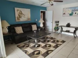 TheTotal Florida life style heated pool 5 bedrooms