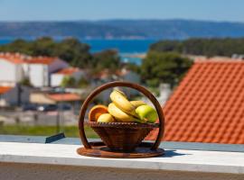 Apartments Lili, hotel em Punat