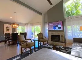 Desert Escape Modern 2BR Retreat with Mountain & Fairway Views – managed by Greenday