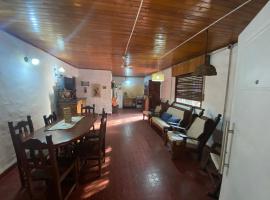 Casa Zorzal, casa de campo em Paso de la Patria