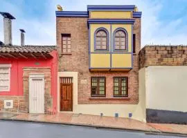 Chic 4BR Getaway in Vibrant La Candelaria