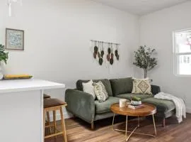 All New Apt Mins Beach, Downtown & Convention Ctr LB ADU