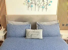 EasyStay - Bright & Spacious house, recently renovated, Free Parking near Luton Airport