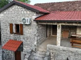 Jablan Stone House - Kamena Kuća Jablan