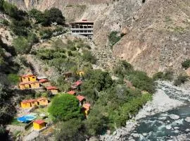 Llahuar Lodge