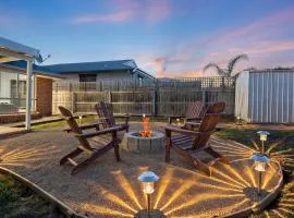Stylish Hobart Gateway - Renovated & Pet Friendly