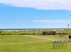 6 person holiday home in Hadsund, hotel i Hadsund