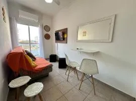 Localização Perfeita na Mirim! 100m da Praia!