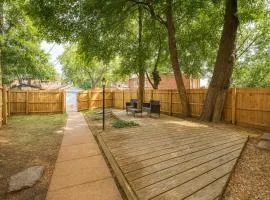 Spacious 4BR Soulard Duplex with Patio & Parking