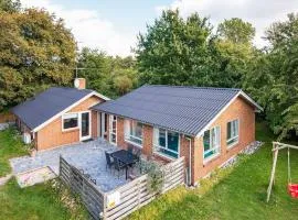 10 person holiday home in Glesborg-By Traum