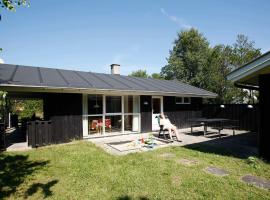 6 person holiday home in Ålbæk-By Traum, hotel v destinaci Ålbæk