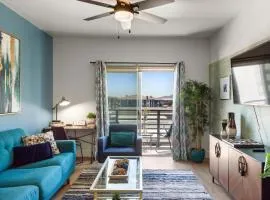 Close to Mayo Hospital - Dedicated Workspace & Pool - Shopping - S331